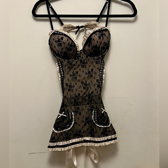 Victoria's Secret French Maid Lingerie Apron in pastel pink and black Valentine - Picture 3 of 6